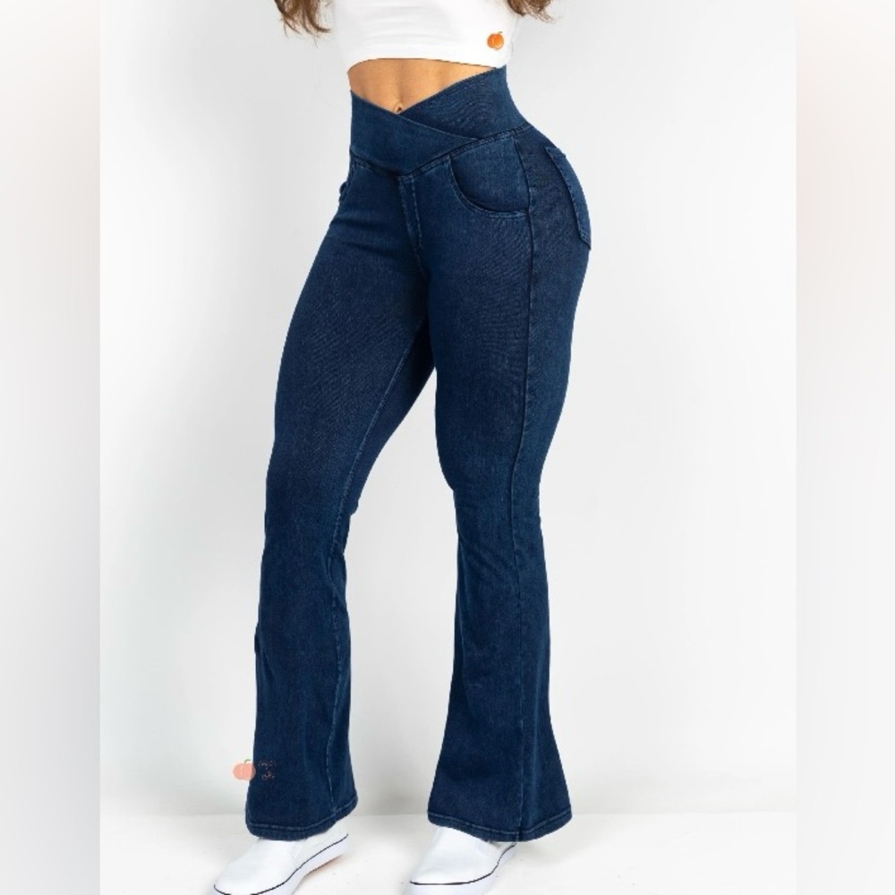 Peached by Nellie flares